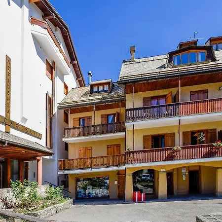 Santo Stefano 아파트 *